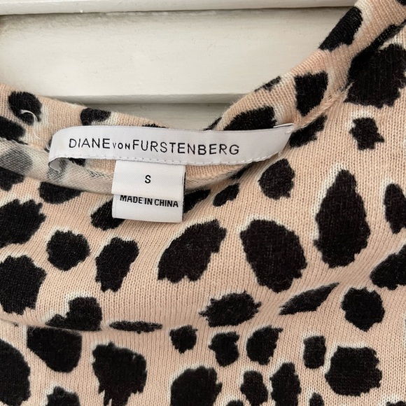 Animal Print Diane von Furstenberg Silk and Cotton Sweater - Picture 3 of 4